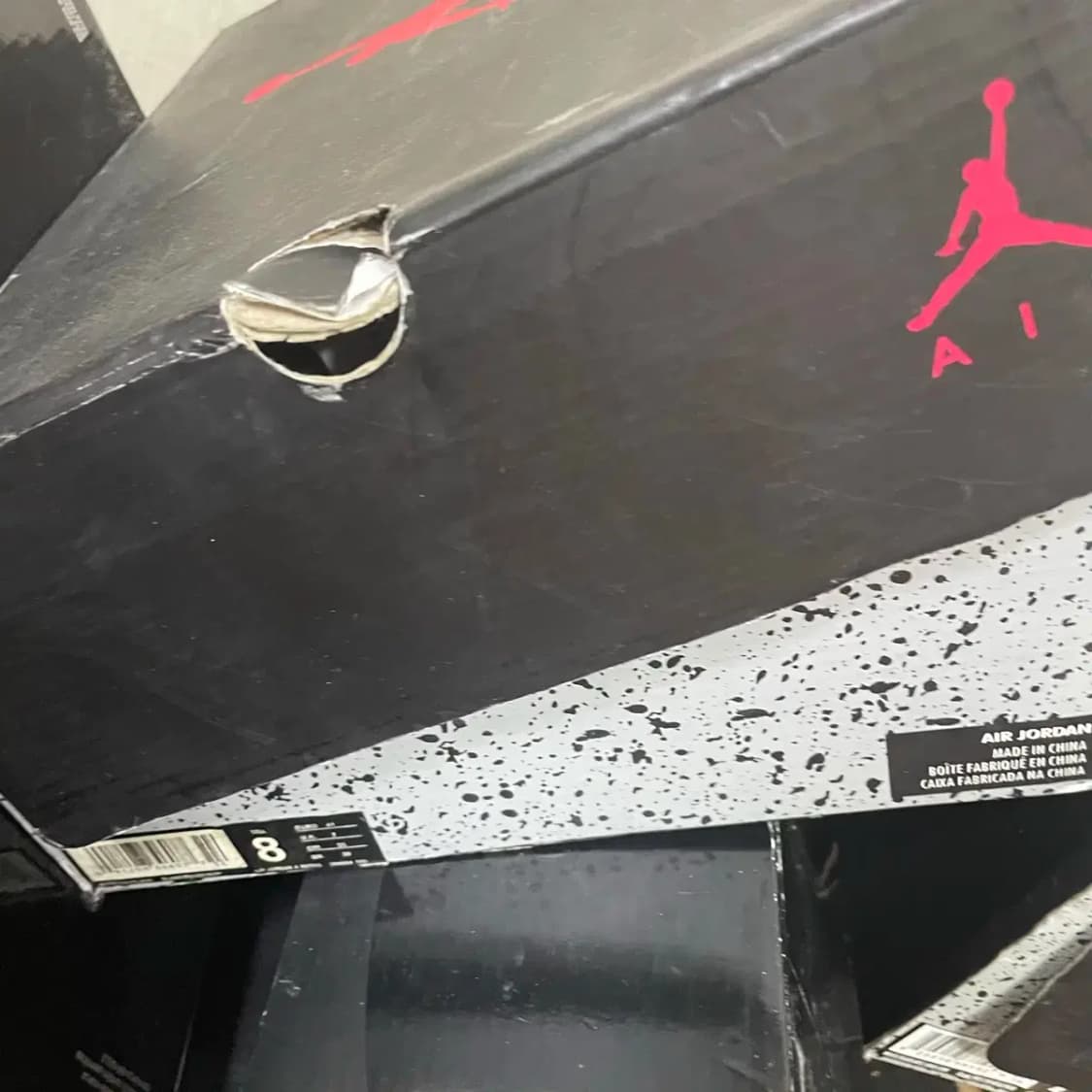 나이키 에어 조던 6 카마인 레트로 상품이미지3