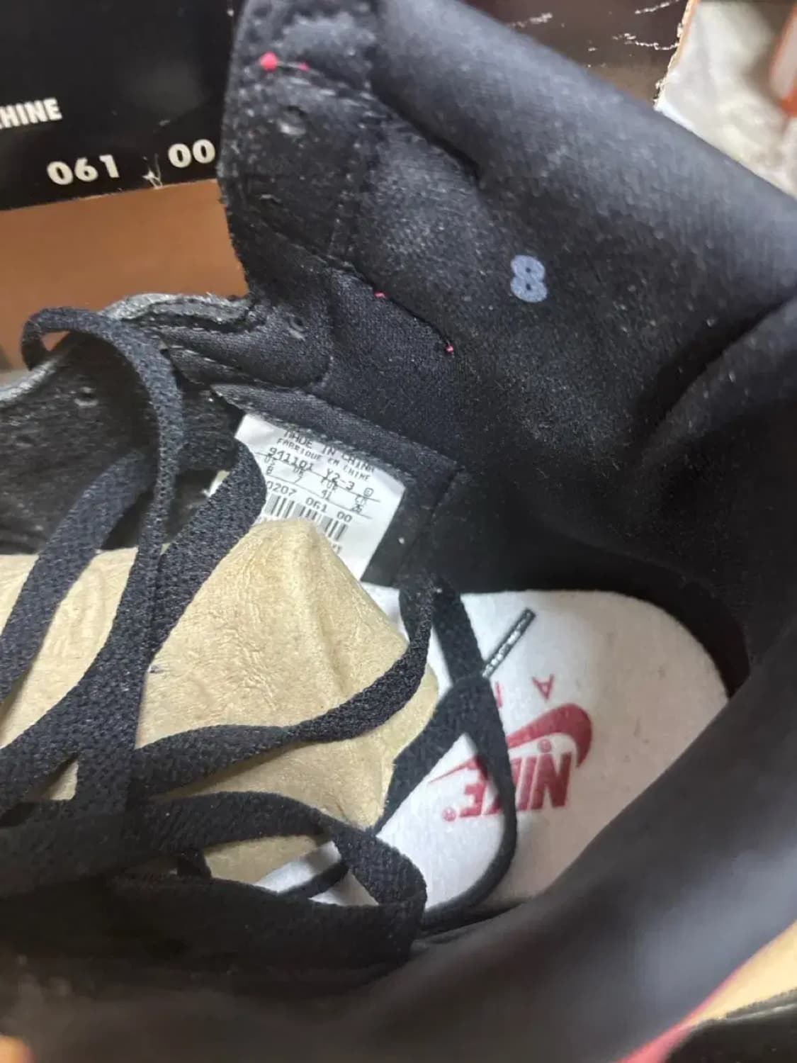 NIKE 에어 조던1 브레드  94 og 상품이미지10