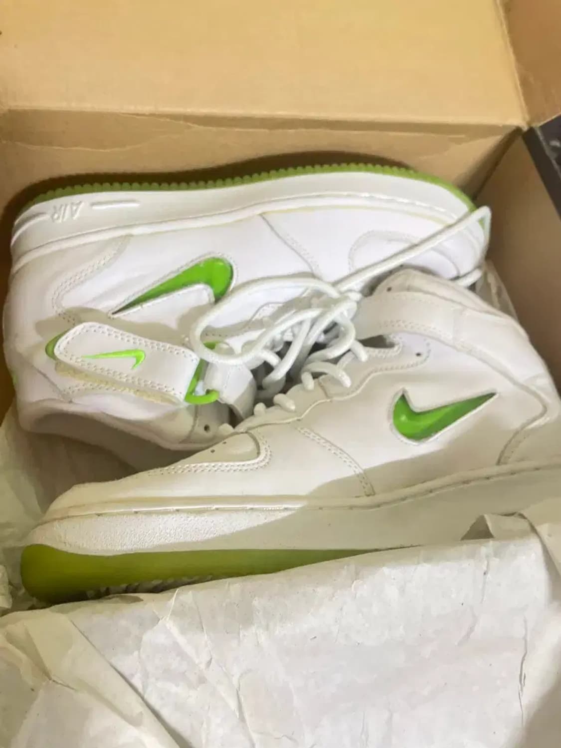 나이키 에어포스1  미드 cl 연두 뽈록이 신품 상품이미지2