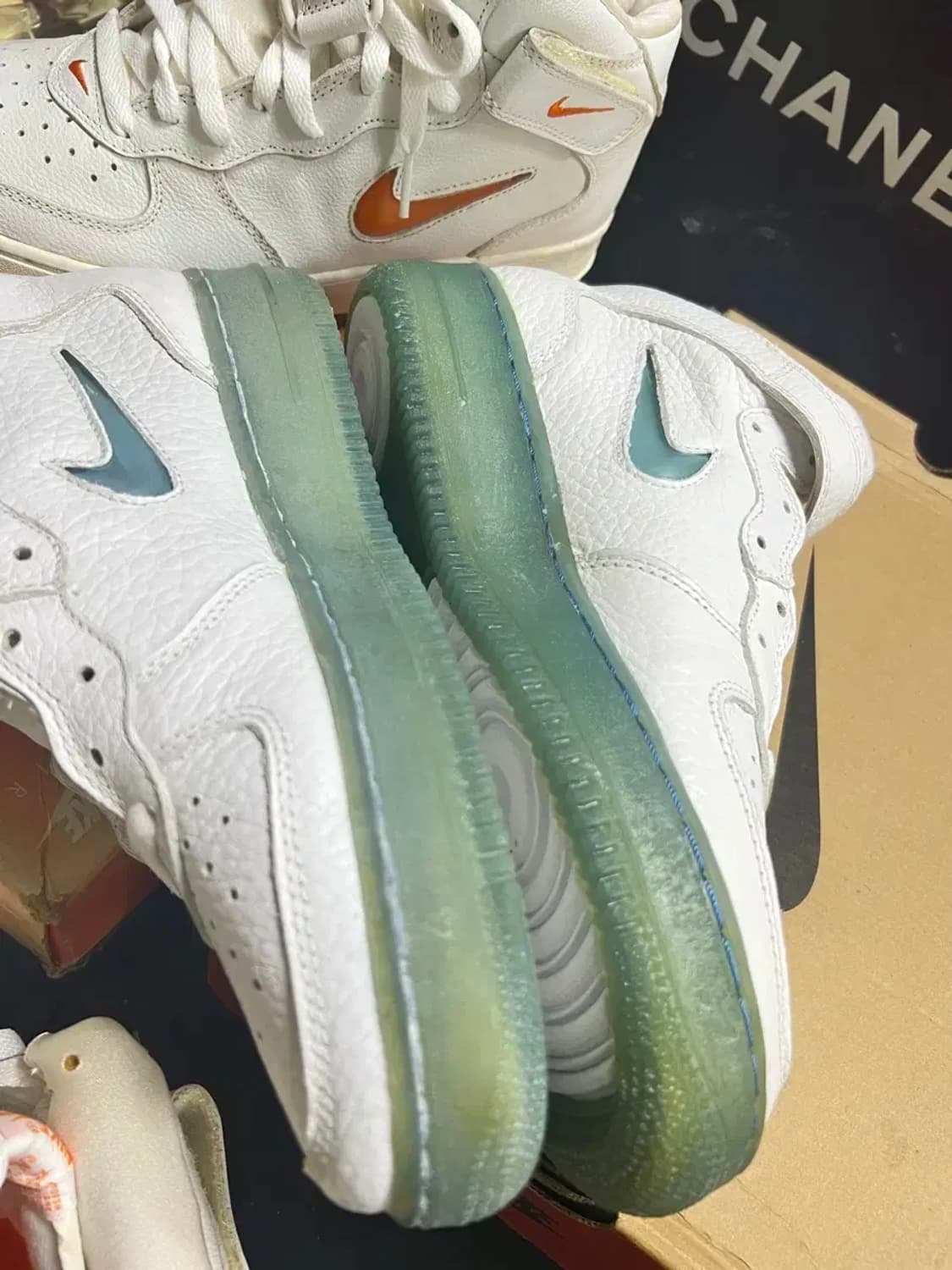 나이키 에어포스1 하늘완창 신품 노변색 특 상품이미지10