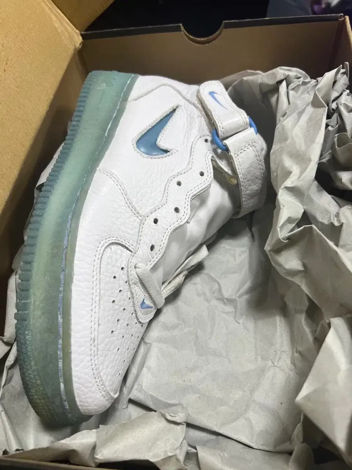 나이키 에어포스1 하늘완창 신품 노변색 특 상품이미지6