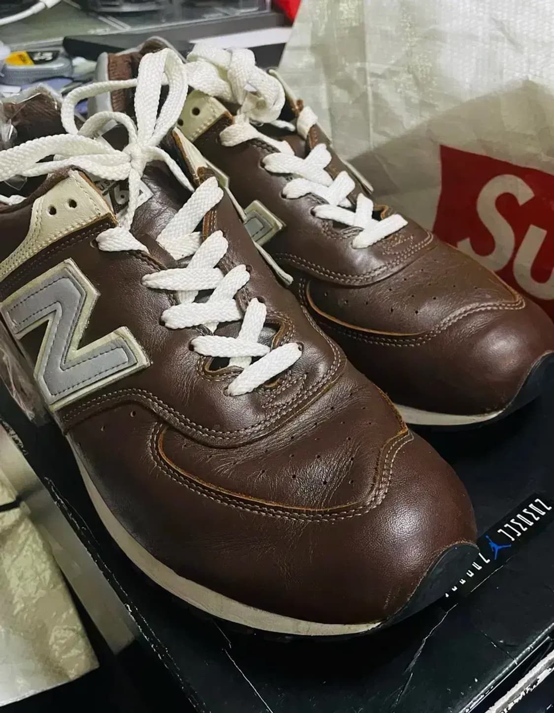 뉴발란스 576 USA 초콜릿 275 상품이미지2