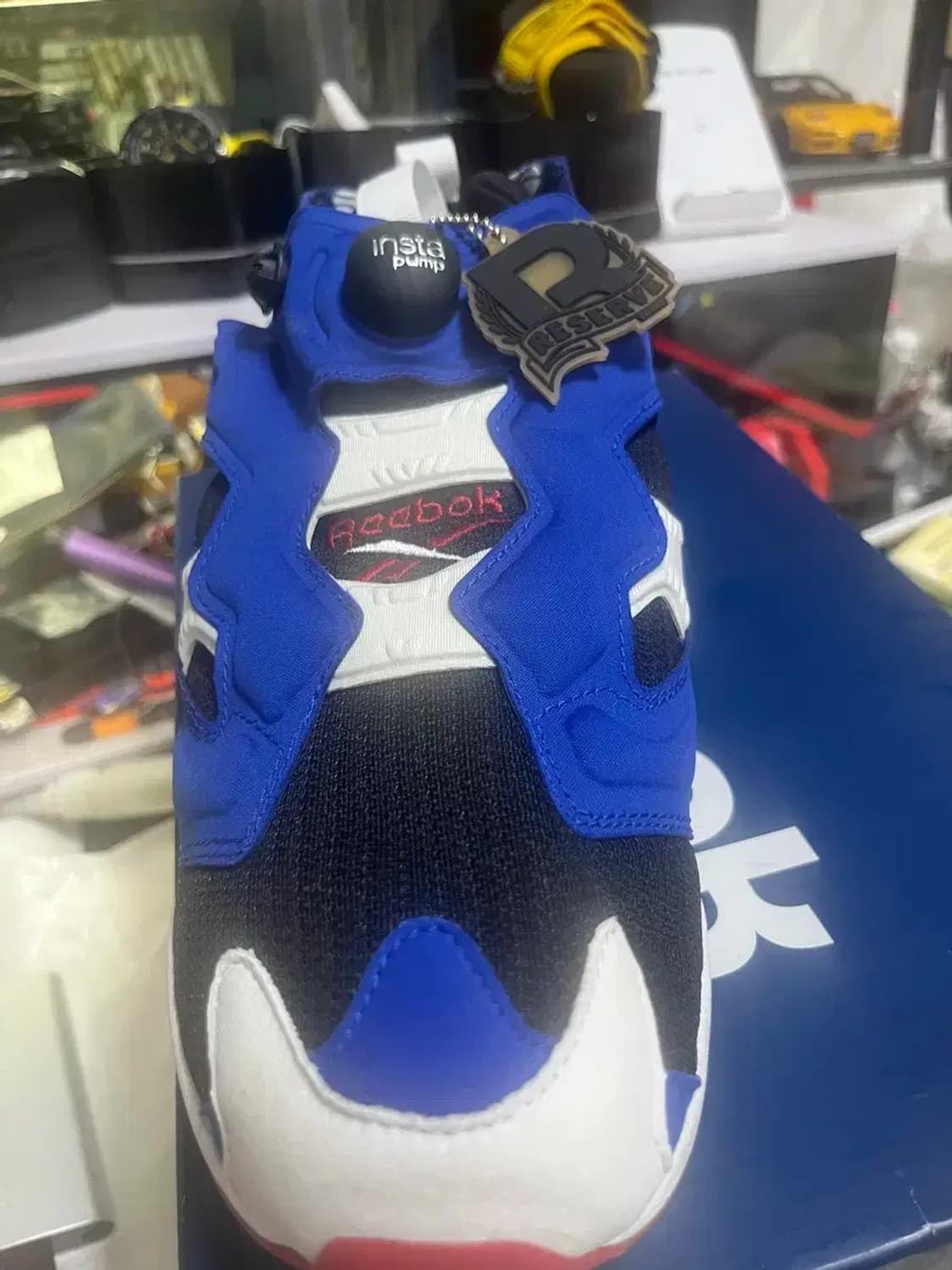 리복 인스타퓨리 OG 레트로 건담 275 상품이미지1