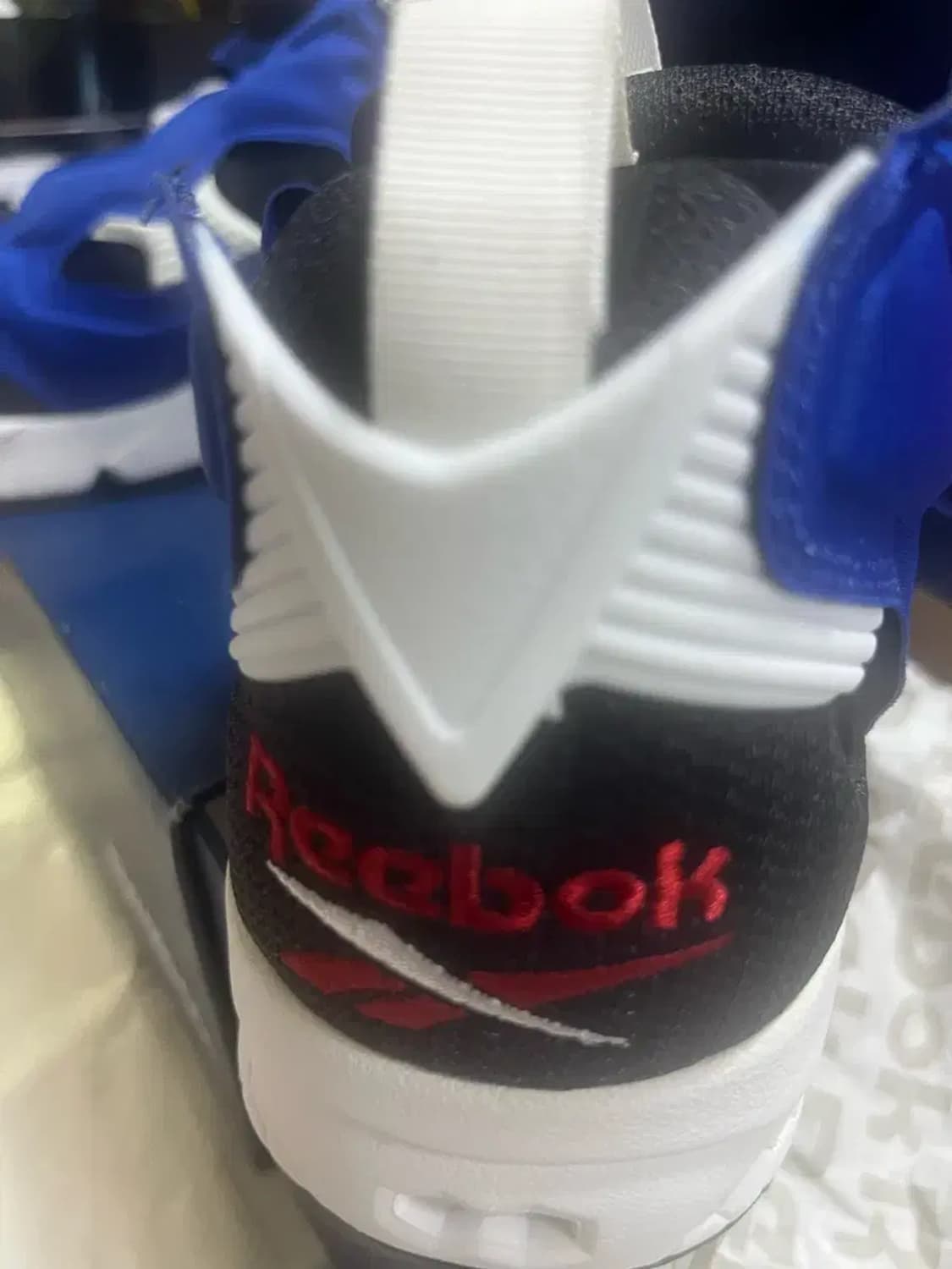 리복 인스타퓨리 OG 레트로 건담 275 상품이미지8