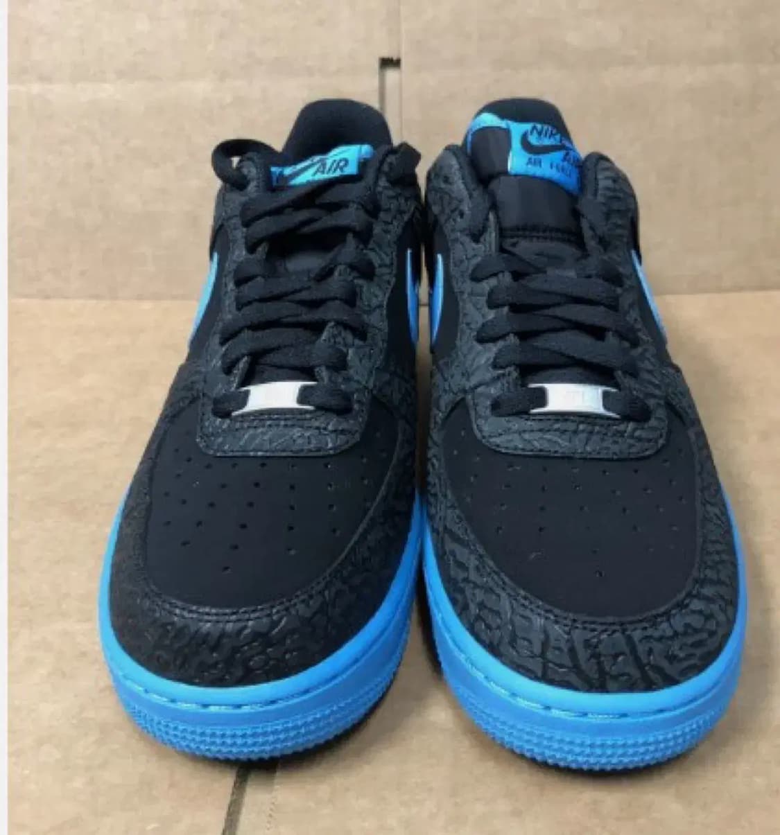 나이키 에어포스1 로우 프리미엄 25주념 상품이미지3