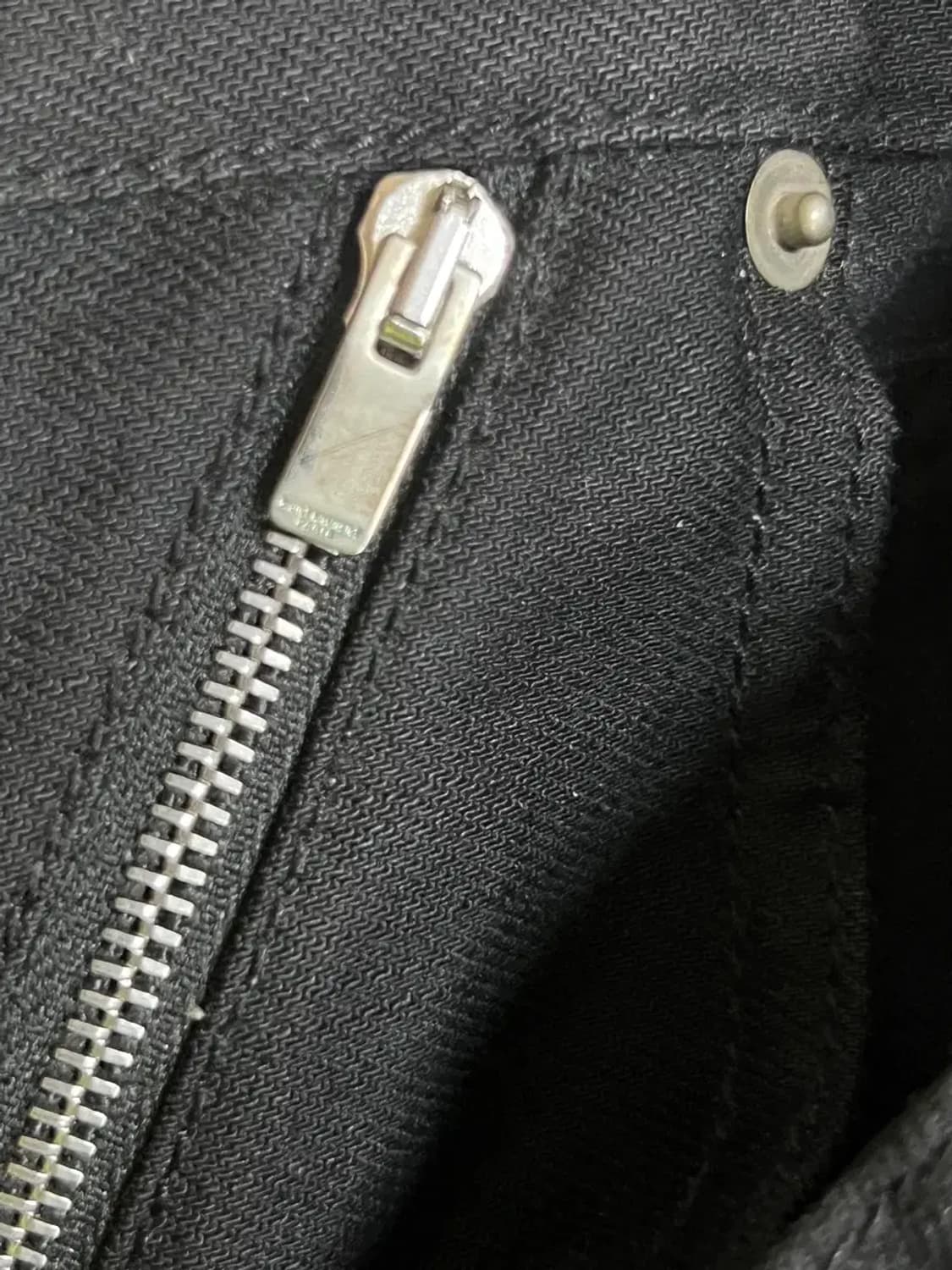 생로랑 블랙데님 지퍼진 상품이미지3