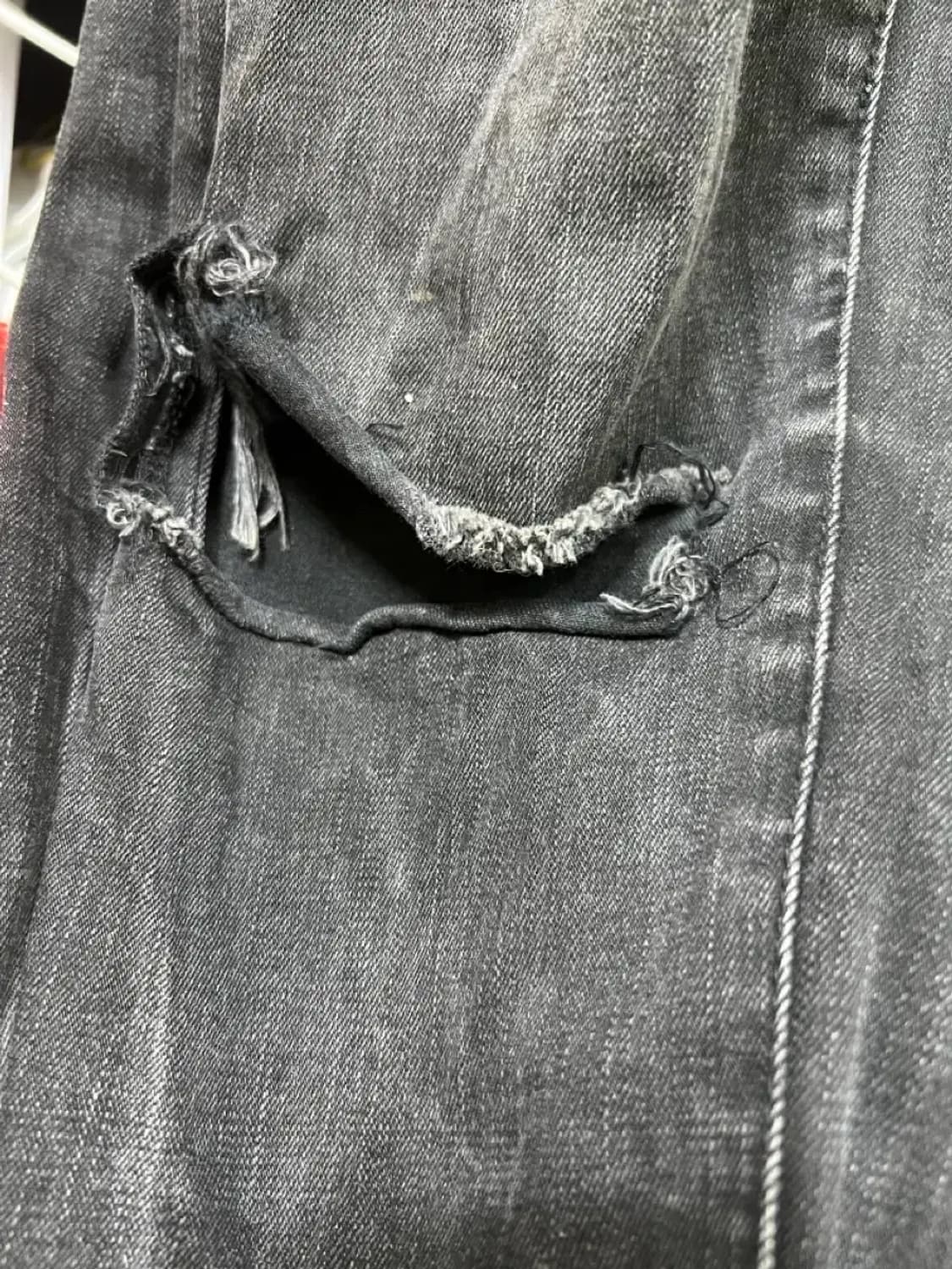 생로랑 블랙 무릎디스진 상품이미지5