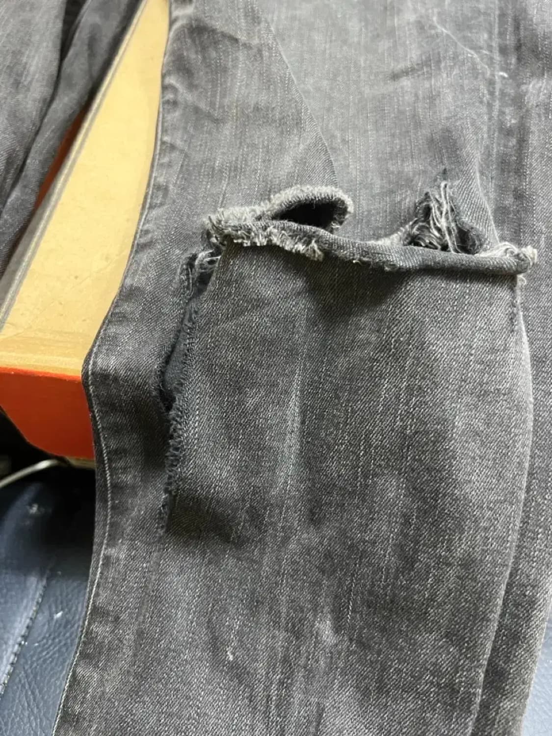 생로랑 블랙 무릎디스진 상품이미지6