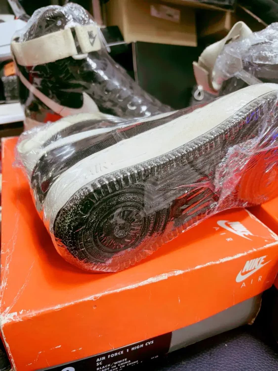 나이키 에어포스1 cvs 94 하이 신품 상품이미지3