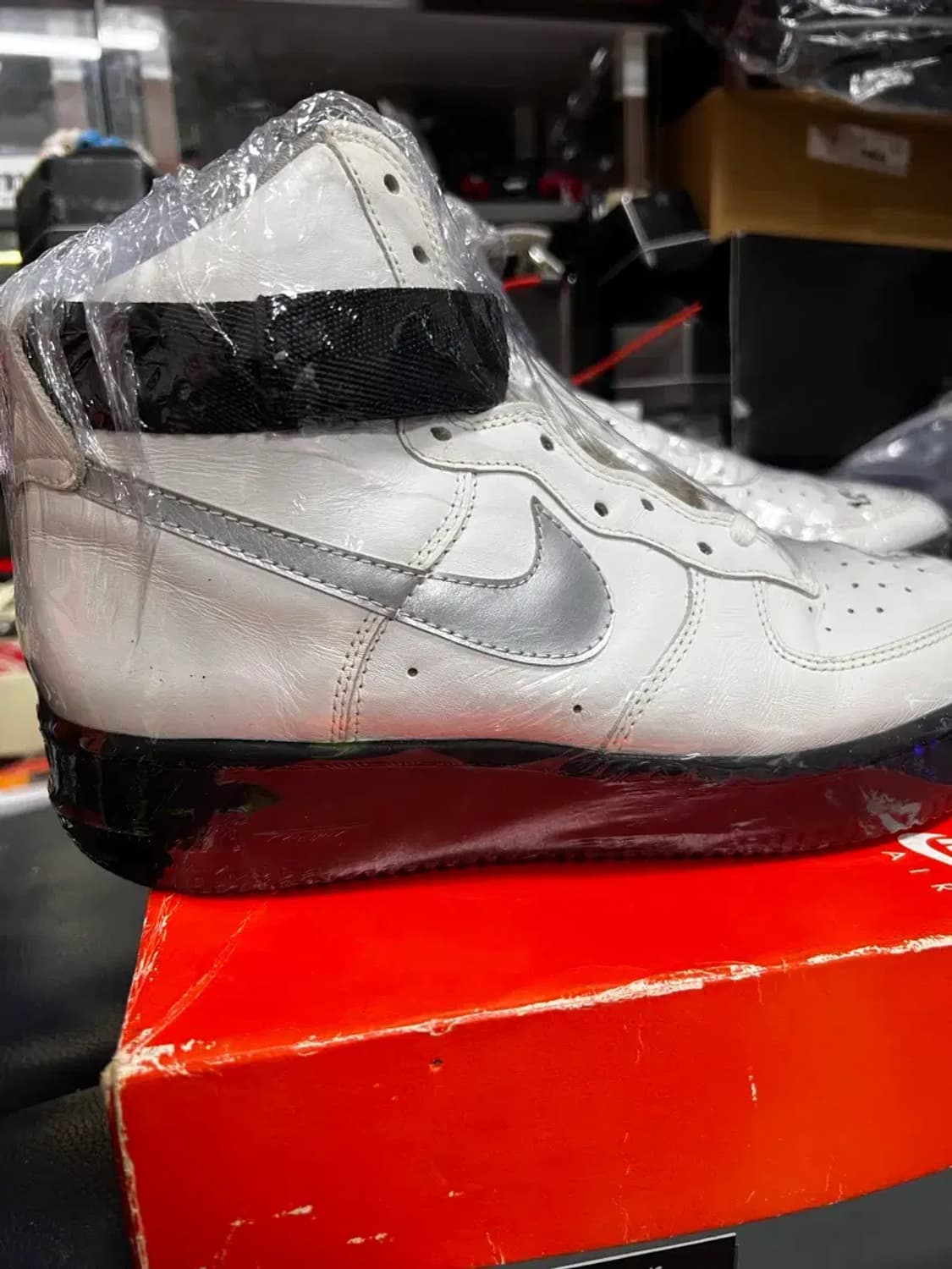 나이키 에어포스1 하이 검/은 완창 새상품 상품이미지3