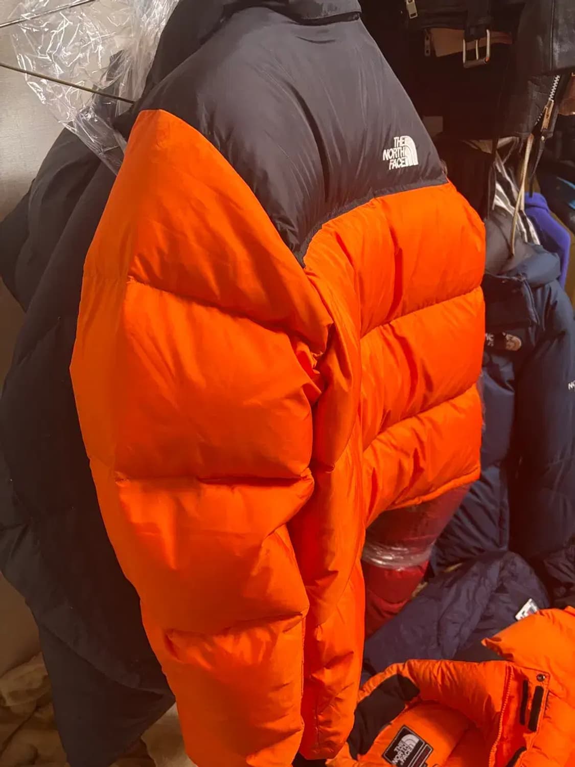 노스페이스 오렌지 눕시 패딩 xxl 상품이미지3