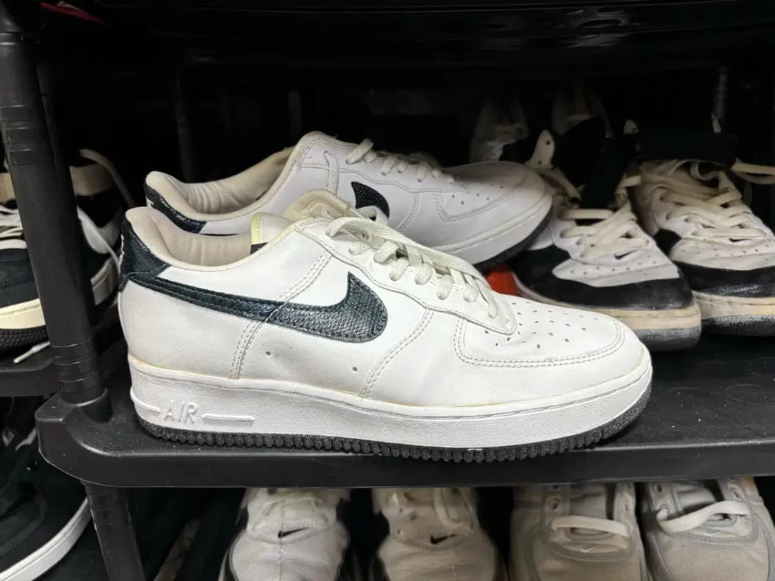 나이키 에어포스1 로우 남뱀피 상품이미지10