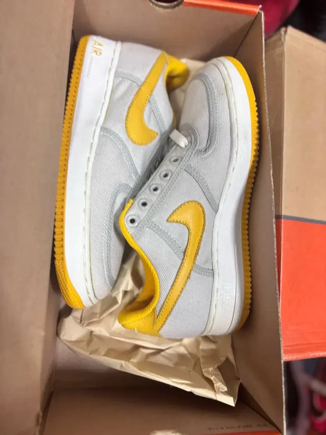 나이키 에어 포스1 cvs 상품이미지3