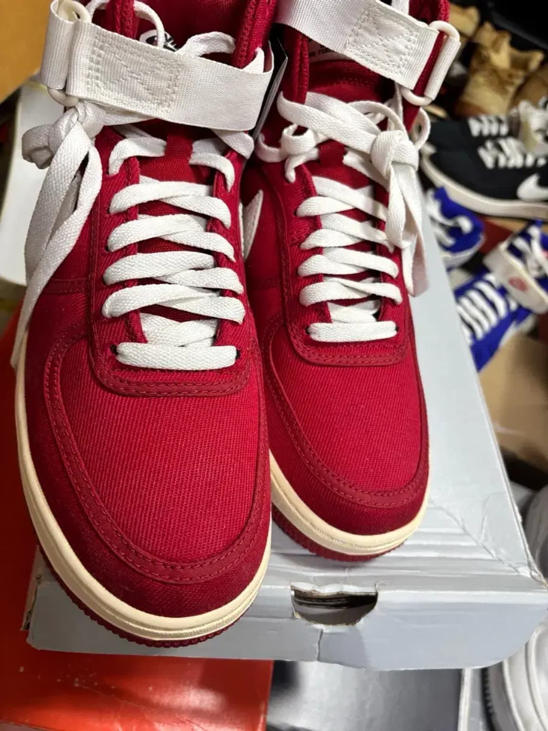 나이키 에어 포스1 cvs 빨흰 하이 상품이미지5