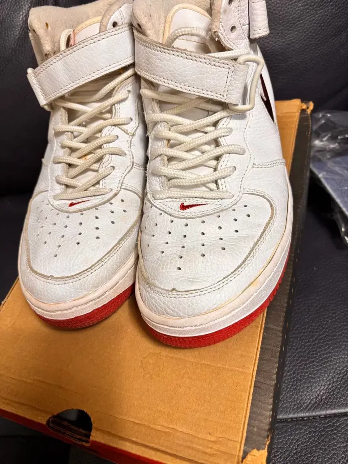 나이키 에어포스1 미드 메탈 상품이미지5