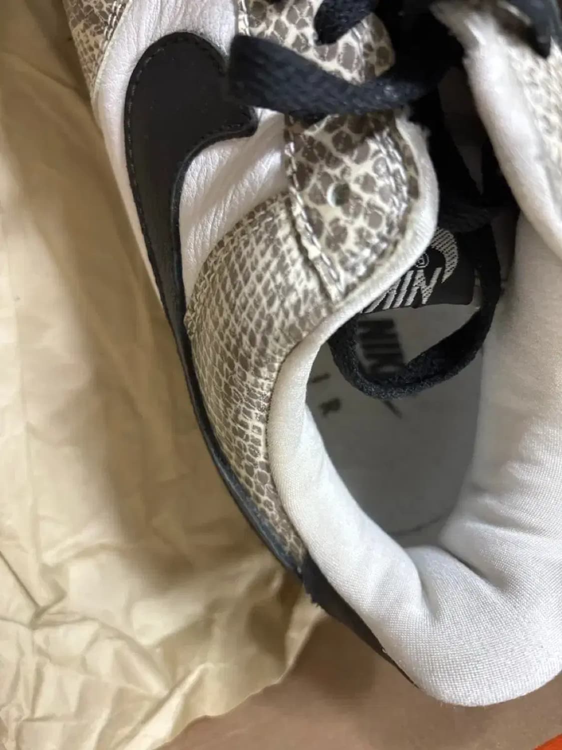 나이키 에어 포스1 로우 co.jo 뱀피1 원판 상품이미지6