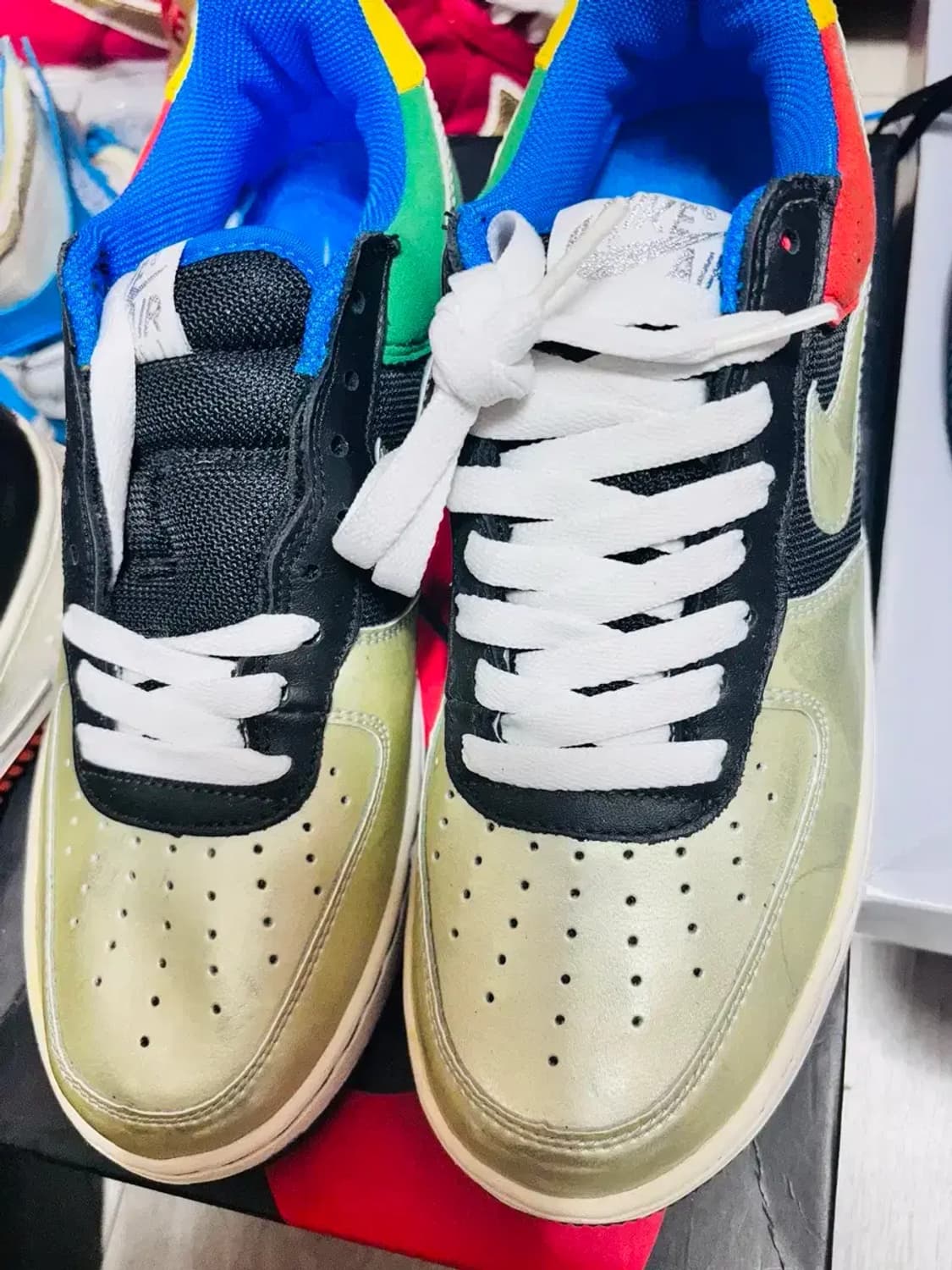 나이키 에어 포스1 아태네 255 상품이미지1