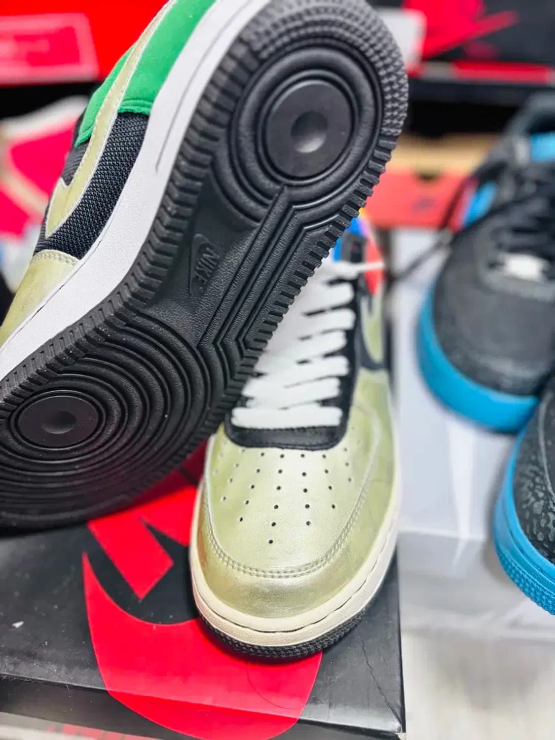 나이키 에어 포스1 아태네 255 상품이미지5