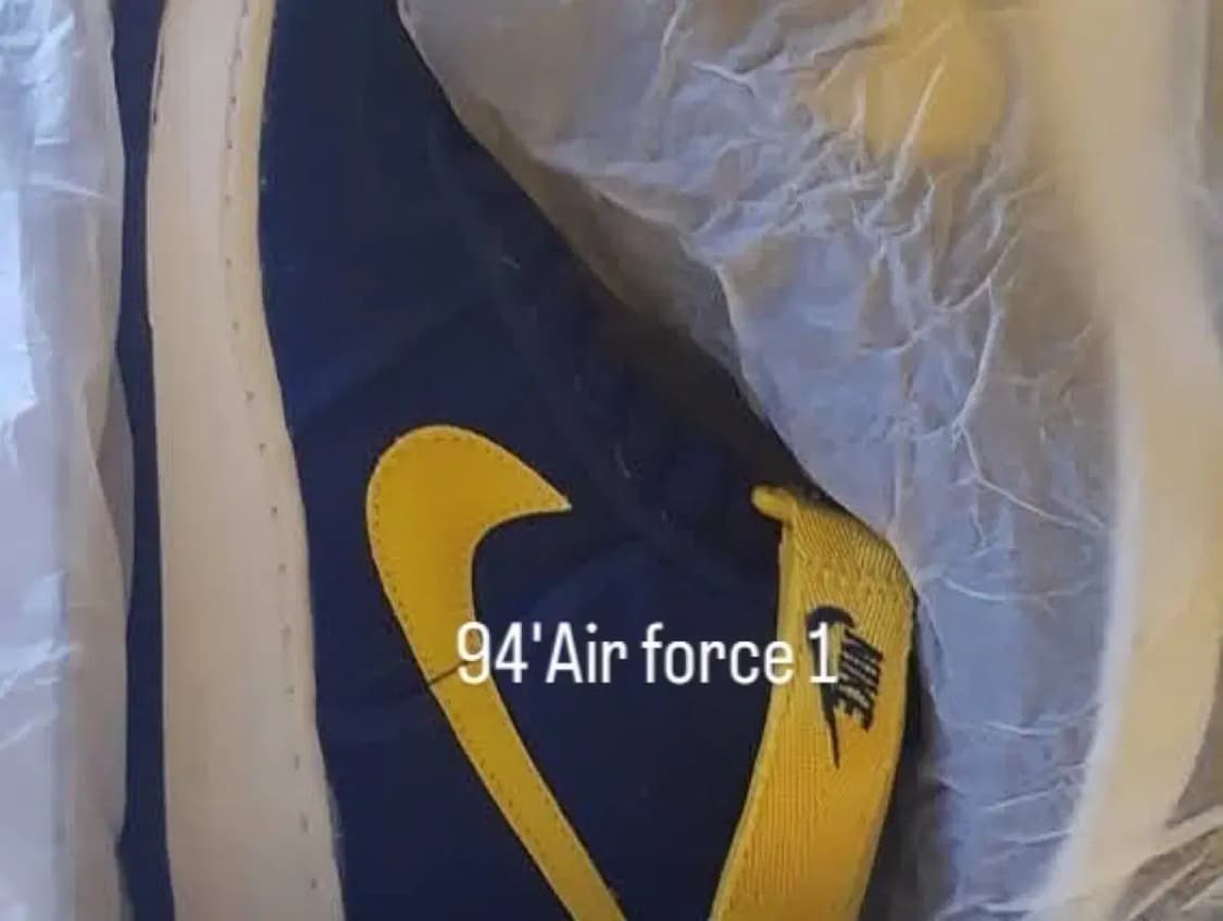 [260] 나이키 AIR FORCE 1 CVS 하이 남노 신품 상품이미지5