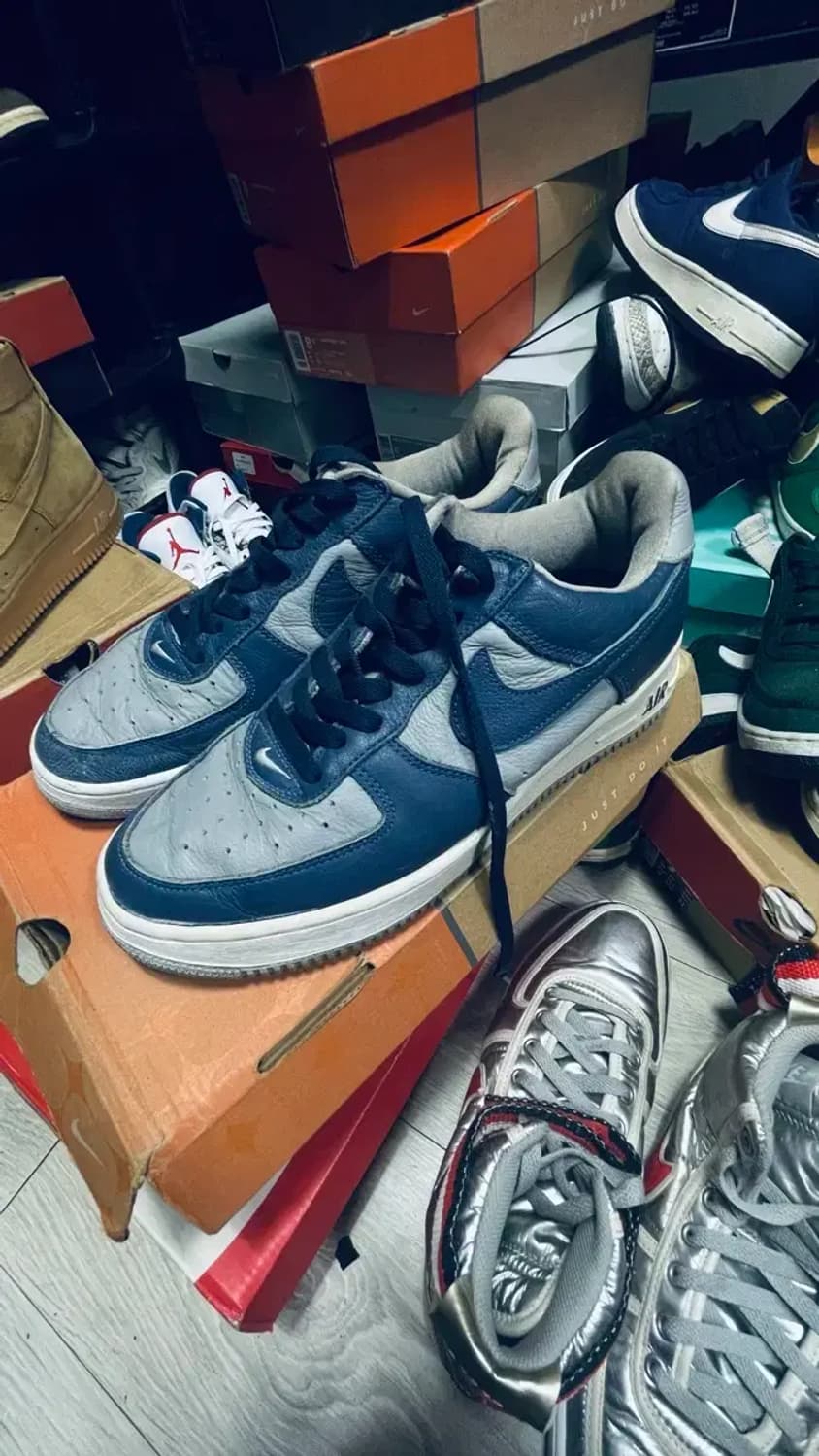 [275]나이키 에어 포스1 로우 아토모스 상품이미지1