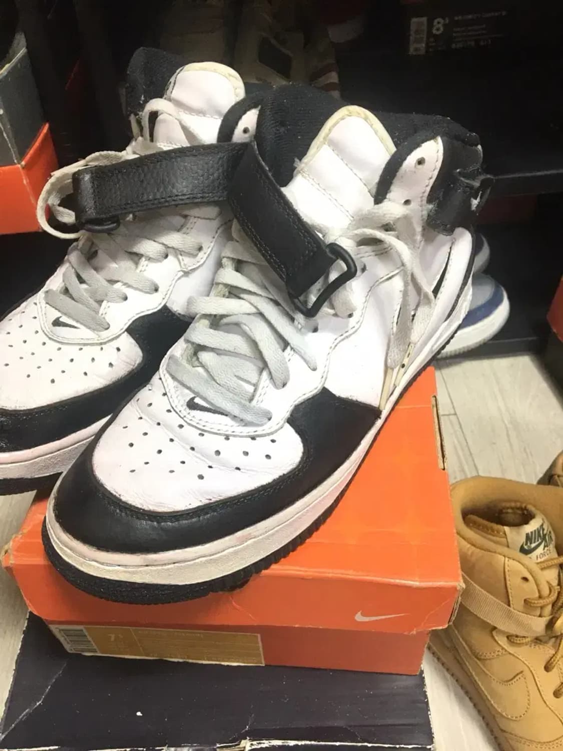 [265] 나이키 에어 포스1 미드 sc 달마시안[가수분해] 상품이미지1