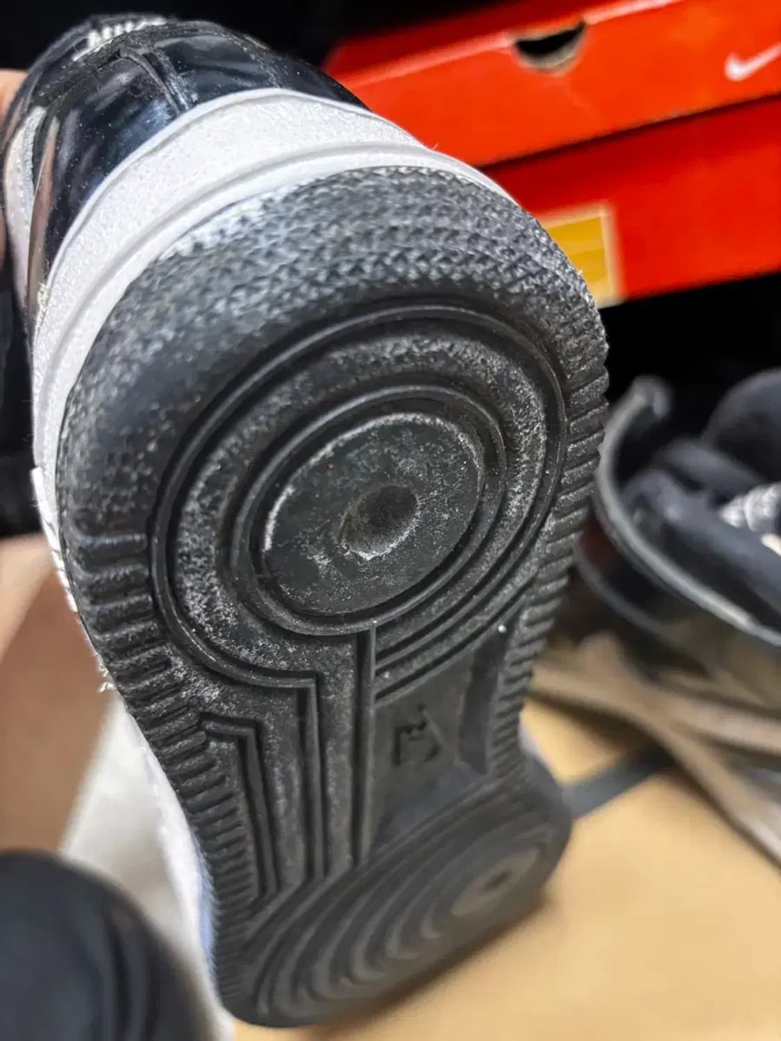 [275]나이키 에어 포스1 미드 sc 간장포스 상품이미지8