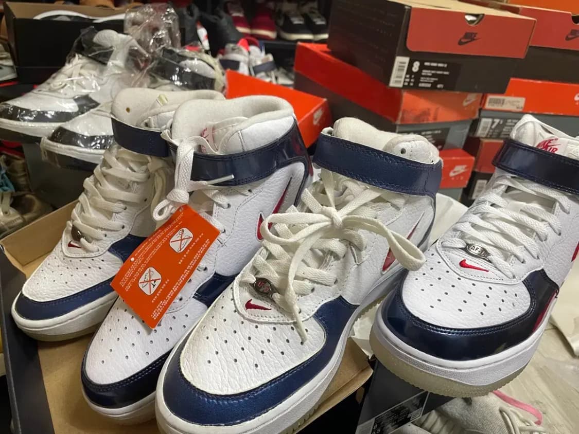 나이키 에어 포스 1 미드 QS 인디1 상품이미지3