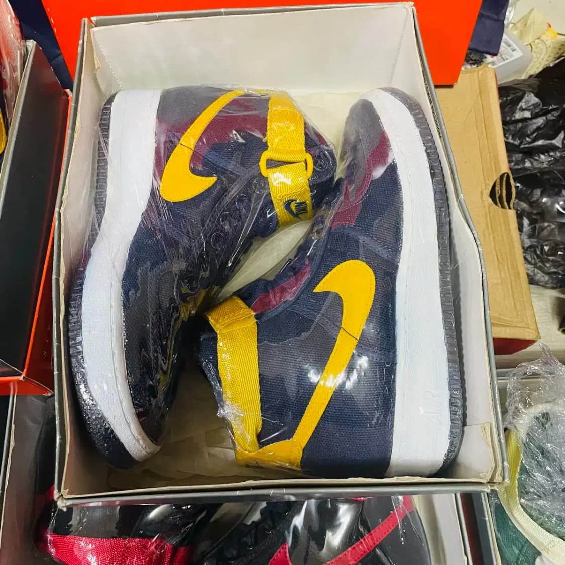 나이키 에어포스1 하이 cvs 상품이미지3