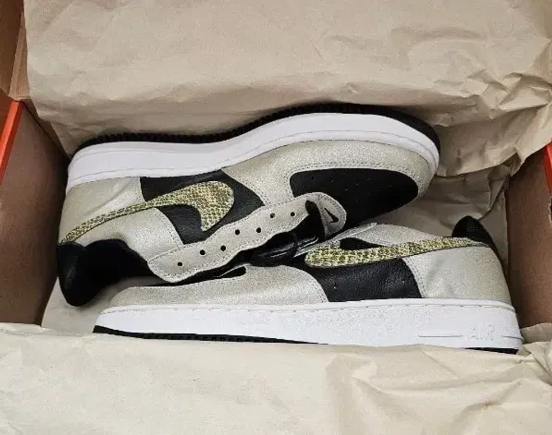 나이키 에어포스1  흑뱀피 원판 270 신품 상품이미지2