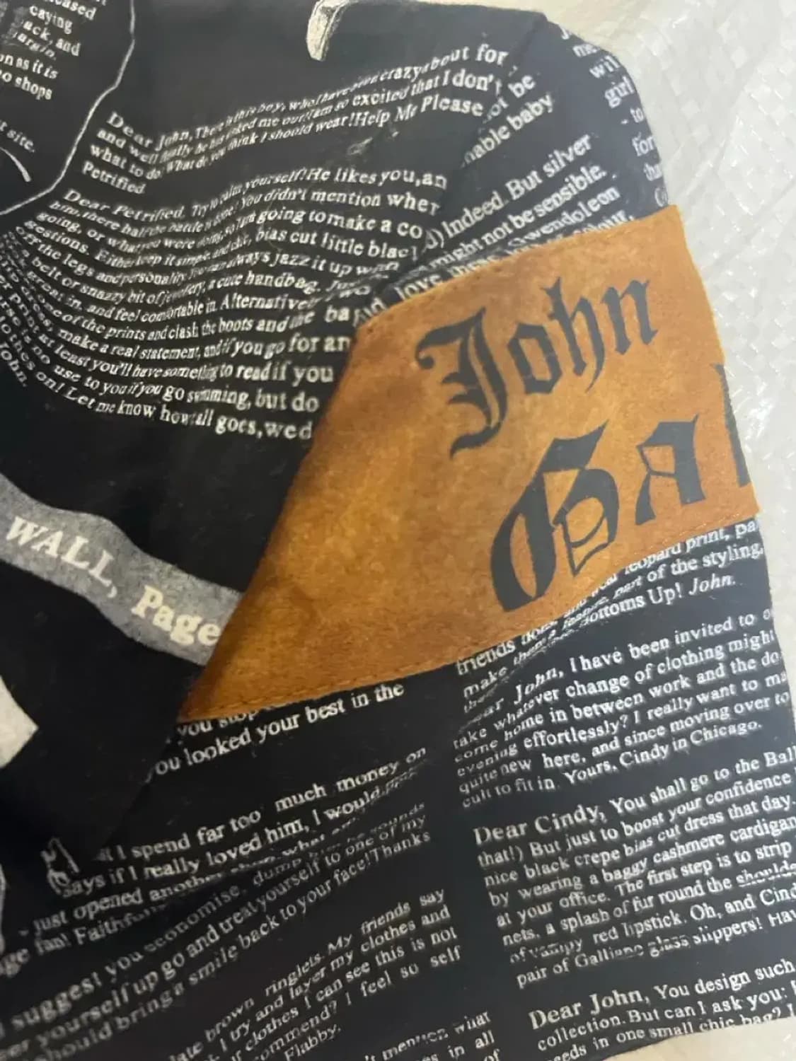 존 갈리아노 신문 프린팅 티셔츠 상품이미지3