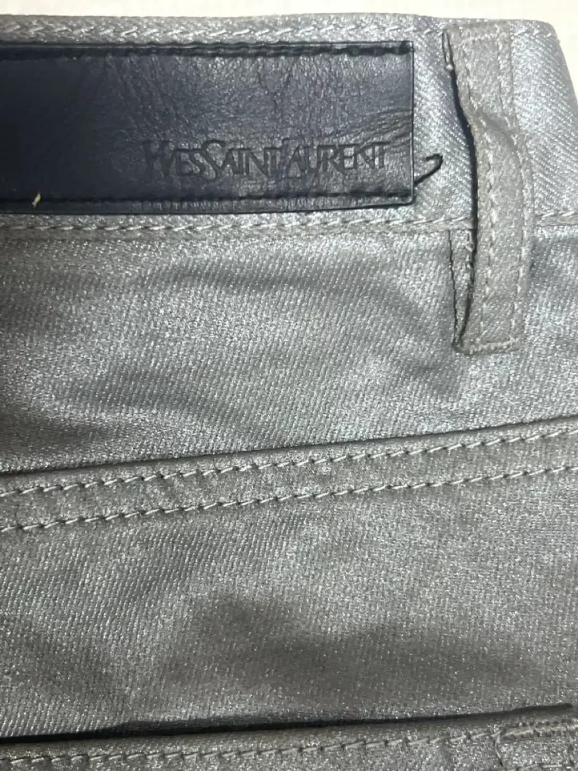 입생로랑  코팅진 스트레이트 핏 상품이미지3