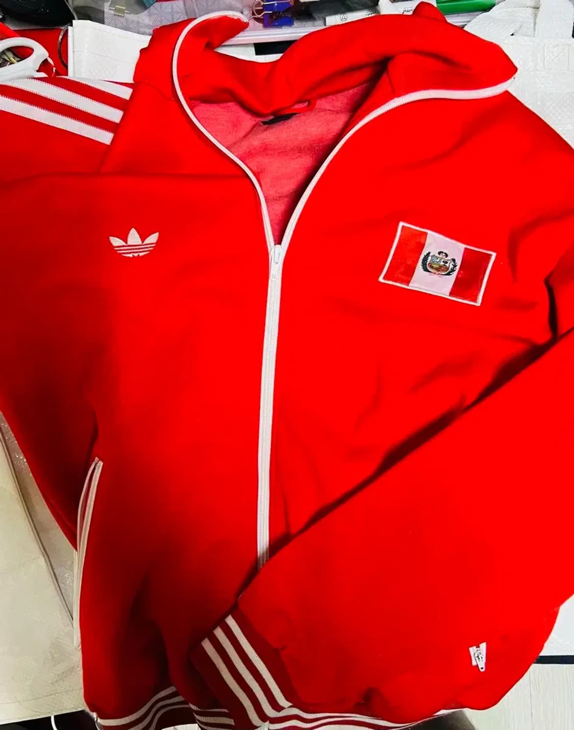 아디다스 페루 국기 빨간색 트랙탑 상품이미지1