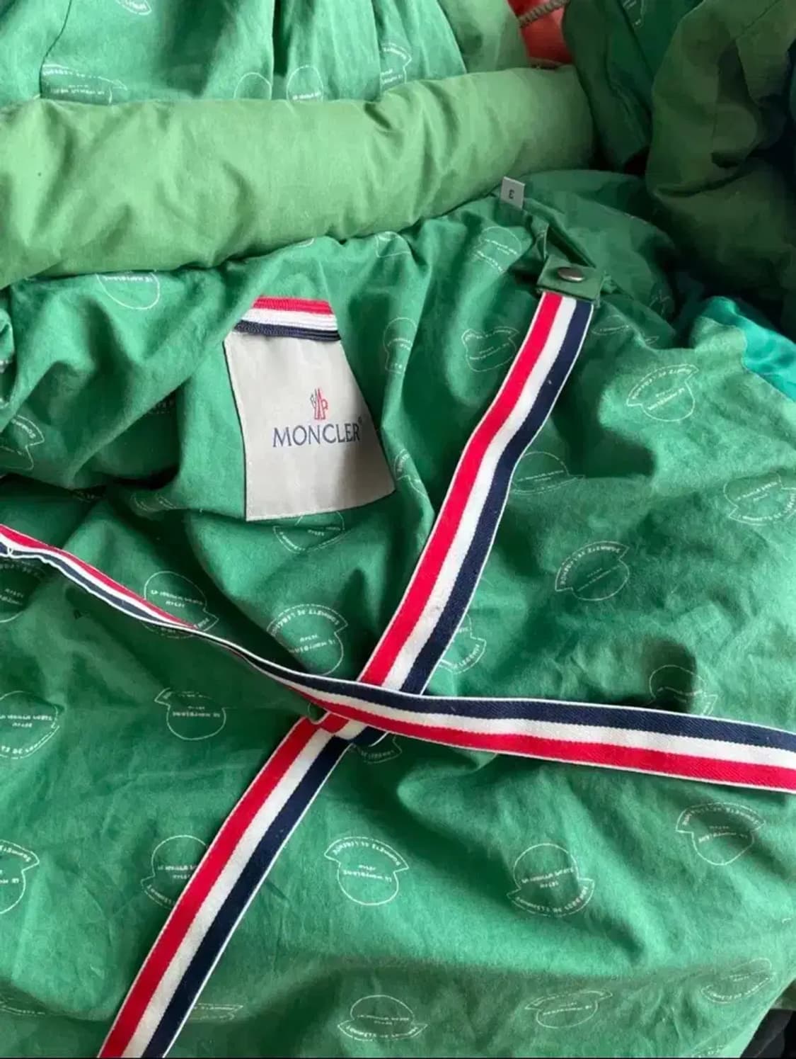 몽클레어 x 비즈빔 패딩 베스트 상품이미지4