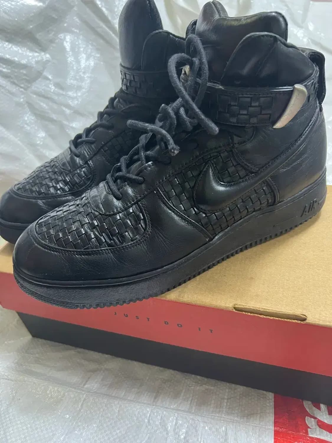 나이키 에어포스1 럭스 하이 상품이미지1