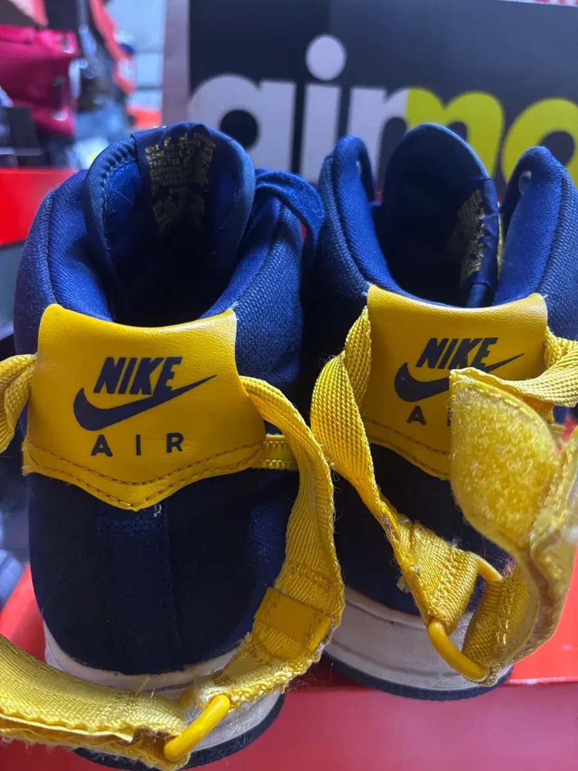 나이키 에어포스1 cvs 하이 미시간 270 상품이미지3