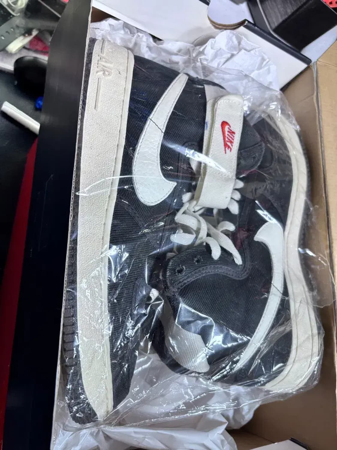 나이키 에어포스1 하이 레트로 2016 블랙/화이트 상품이미지8