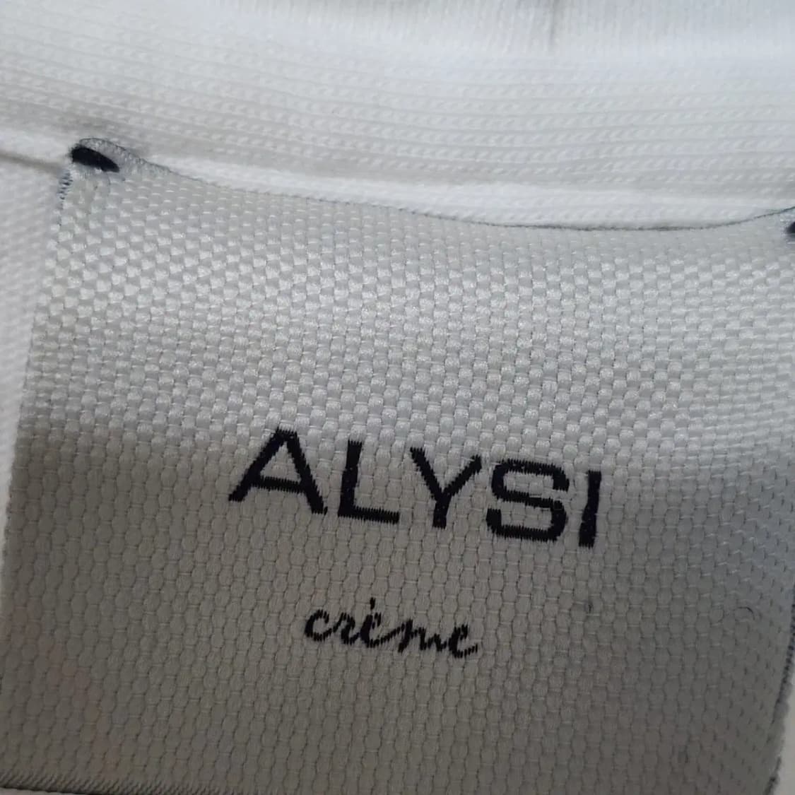 ALYSI 남녀 포옹 일러스트 자수 화이트 반팔 티셔츠 상품이미지2