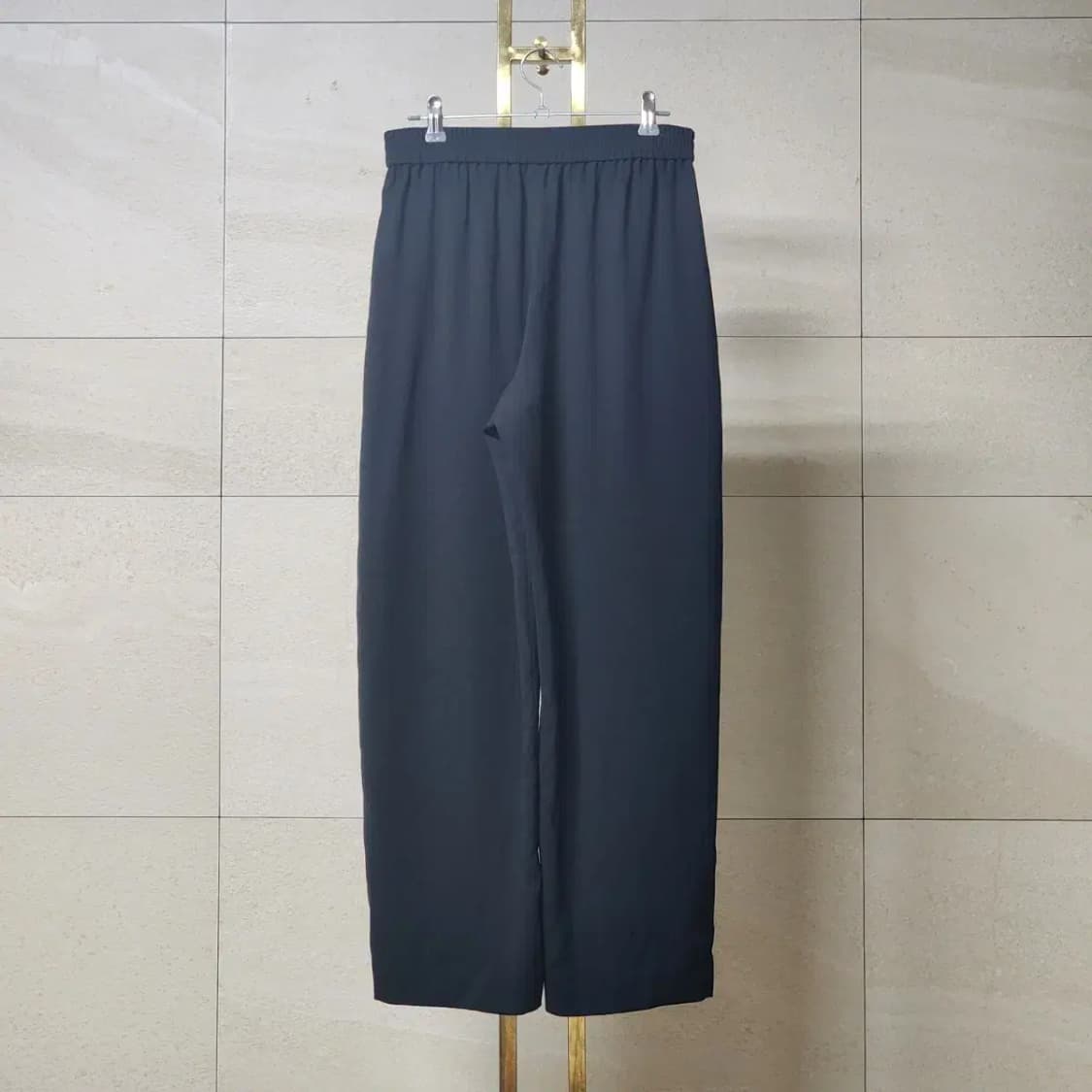 25 띠어리 Satin Crepe Relaxed Pull on pants 상품이미지5