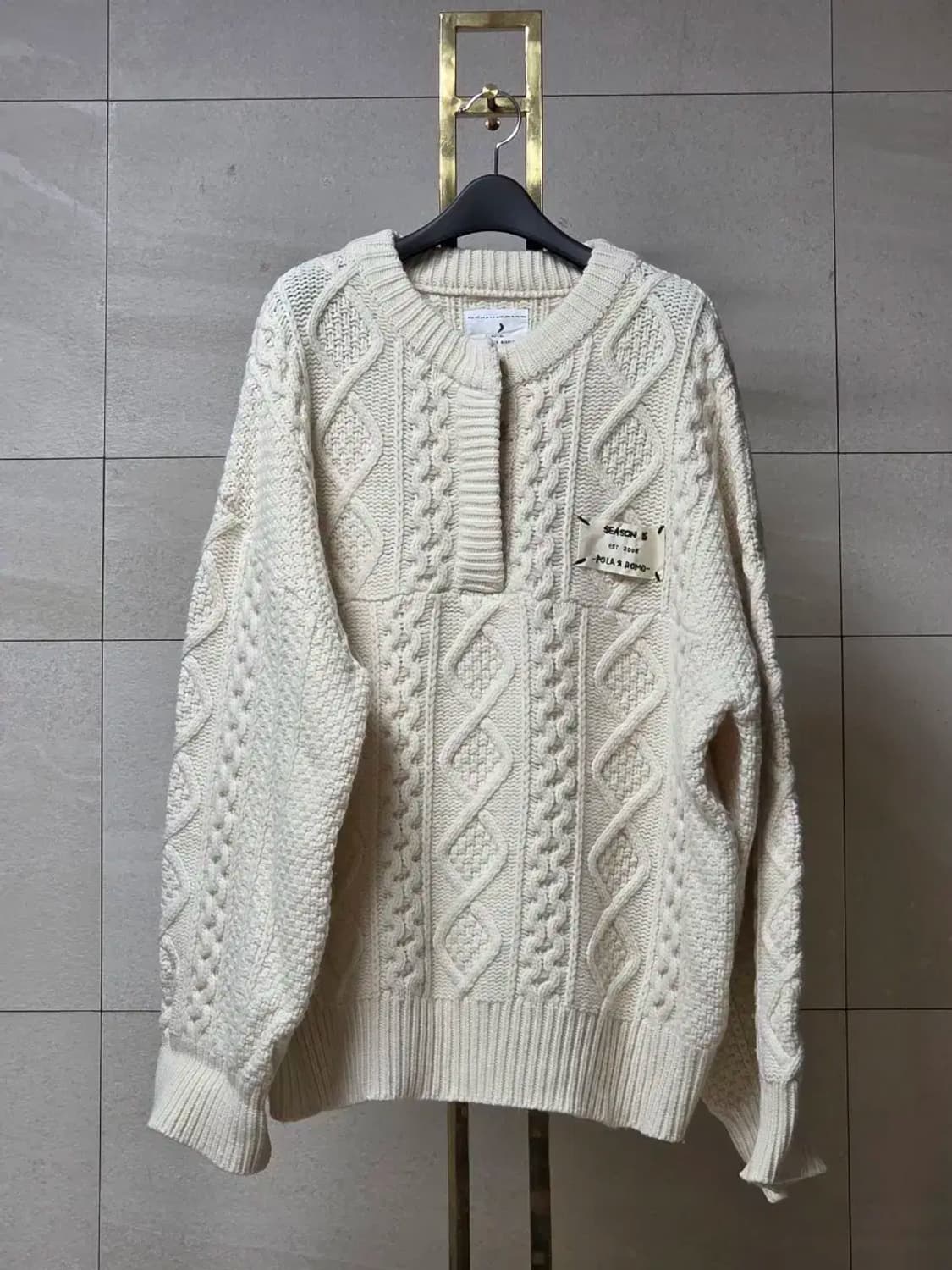 투바투 연준 착용 남녀공용 폴라앤로모 상품이미지3