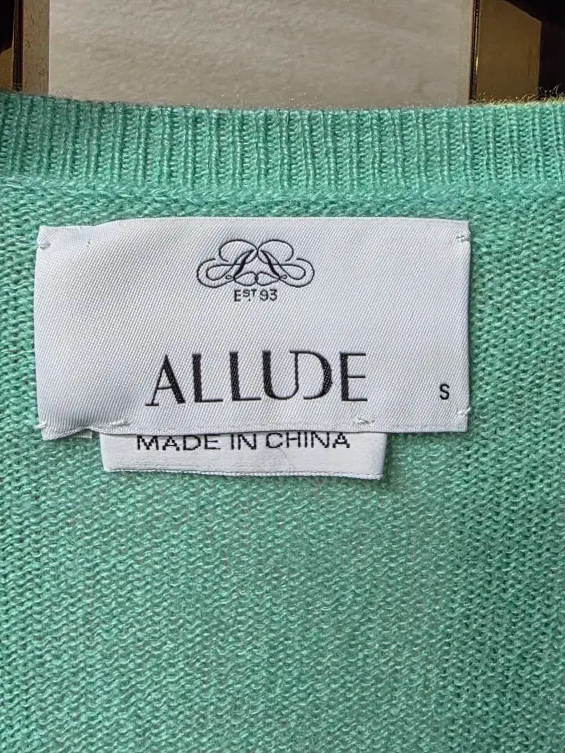 ALLUDE 브이넥 캐시미어 스웨터 민트 상품이미지3