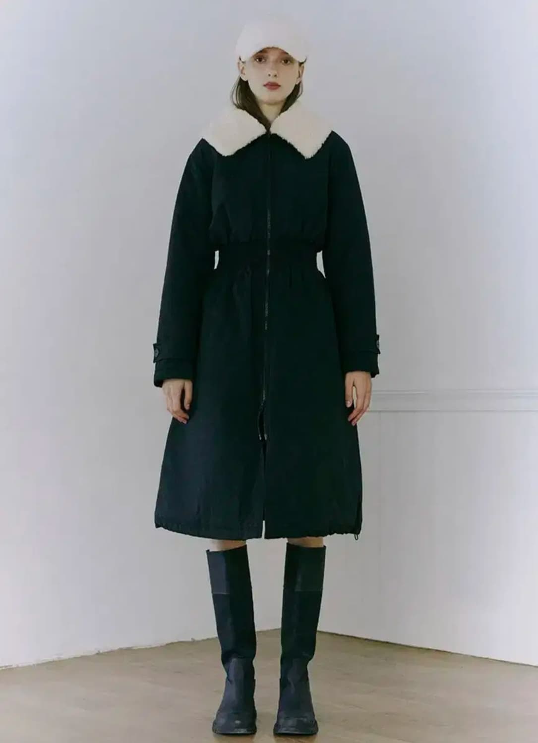 에트몽 Smock Padding Coat Black 상품이미지1