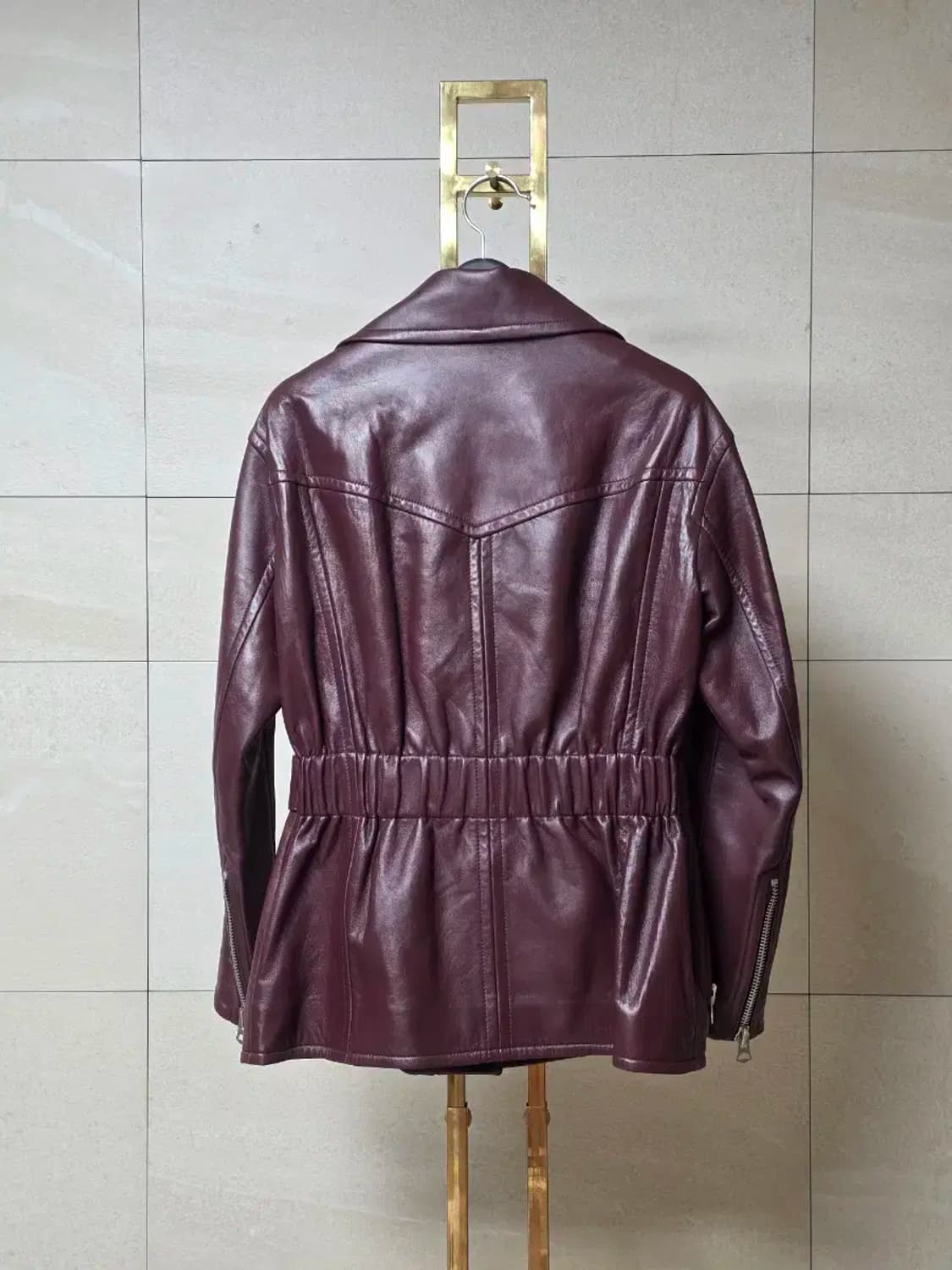 최지우 이주연 착용 musee 뮤제 램스킨 라이더 자켓 상품이미지7