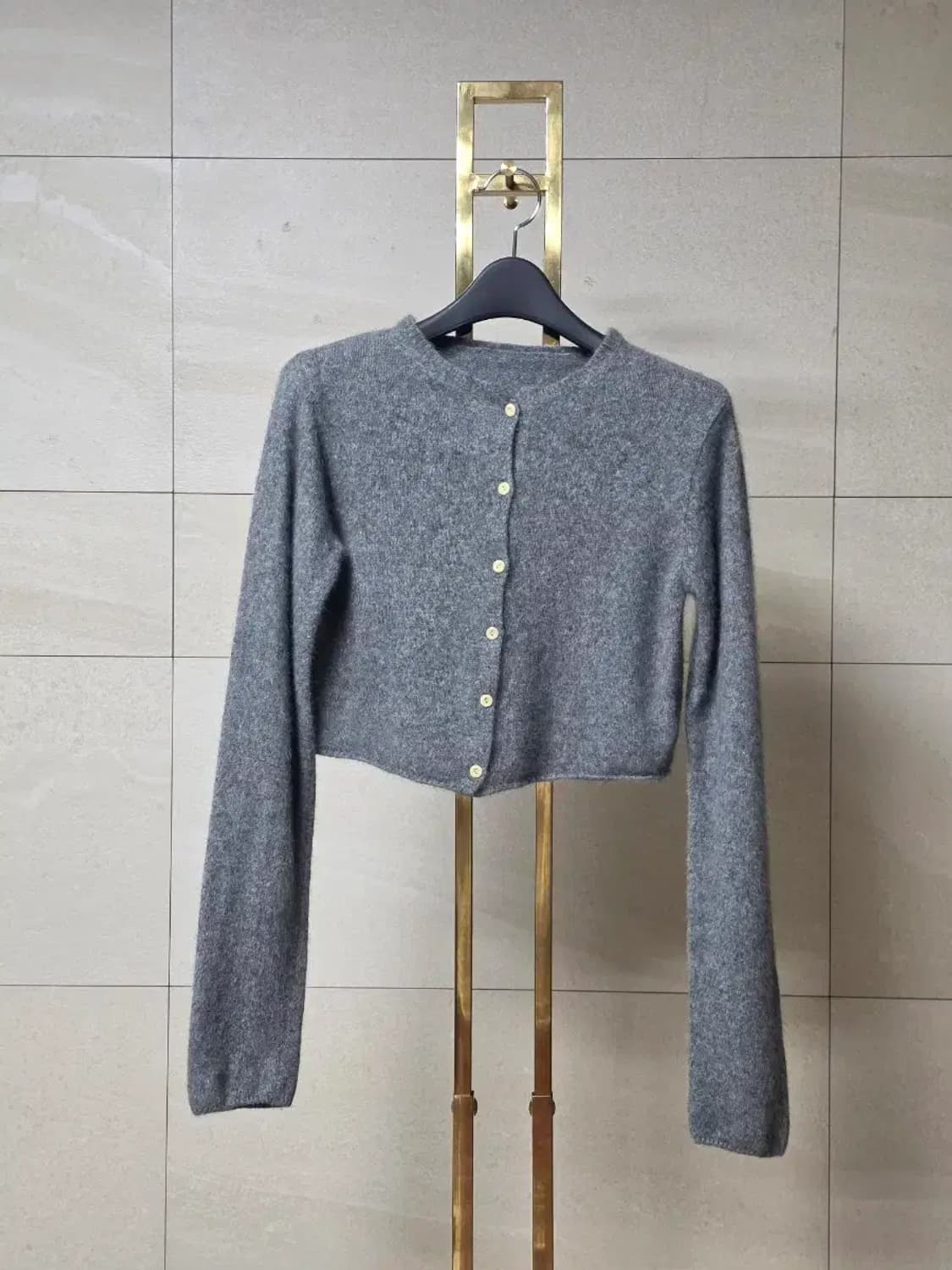 이세영 착용 오버듀플레어 가디건 상품이미지3