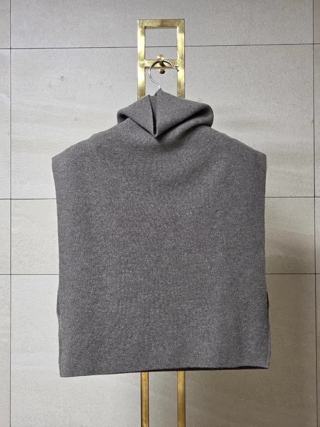 r2w 크롭 베스트 상품이미지5