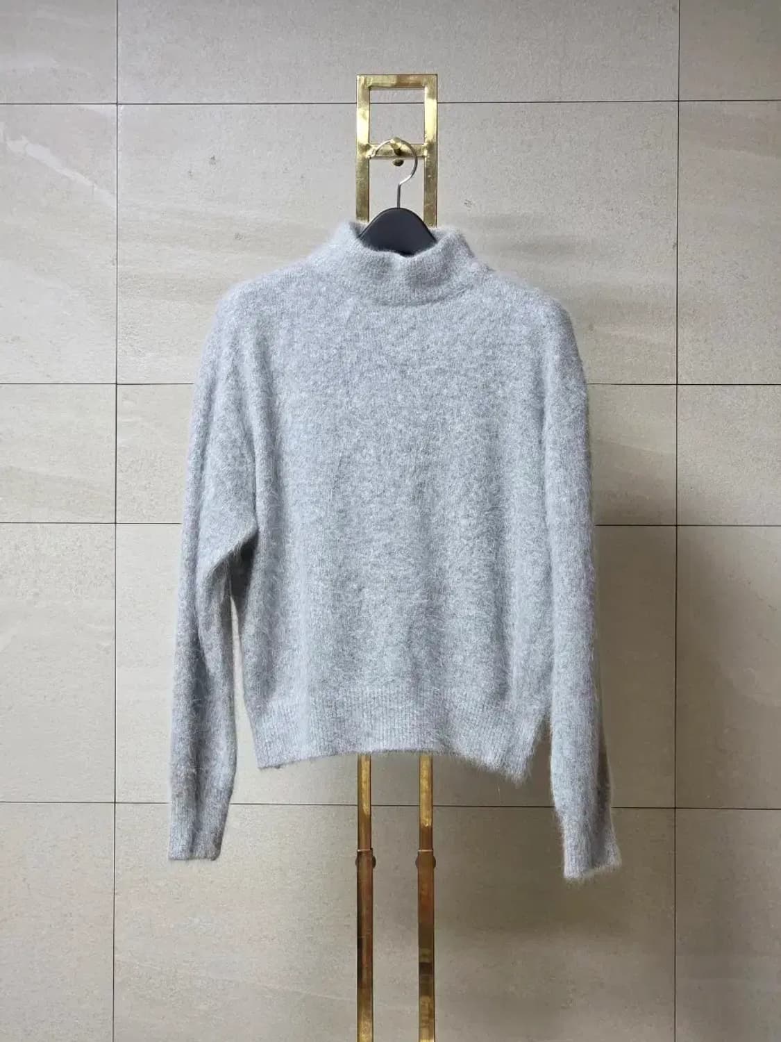 루에브르 앙고라 모크넥 니트 상품이미지2