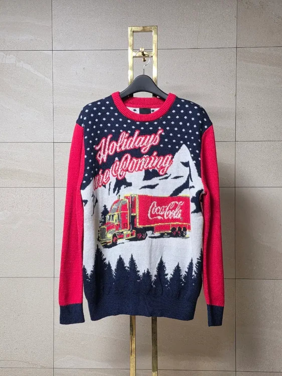 코카콜라 x h&m 상품이미지1