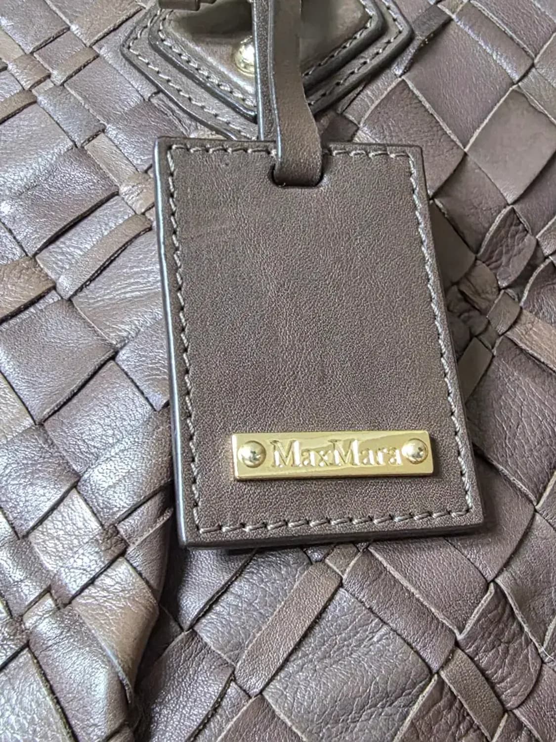 막스마라(Max Mara) 리얼 송아지 가죽 인트레치아토 토트백 상품이미지2