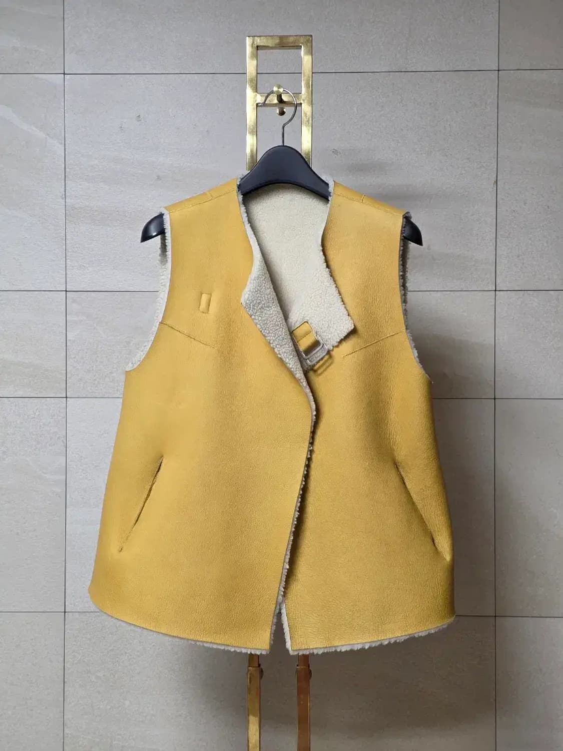 리퍼(REFUR) 리얼양털 100% 리버서블 베스트 상품이미지3