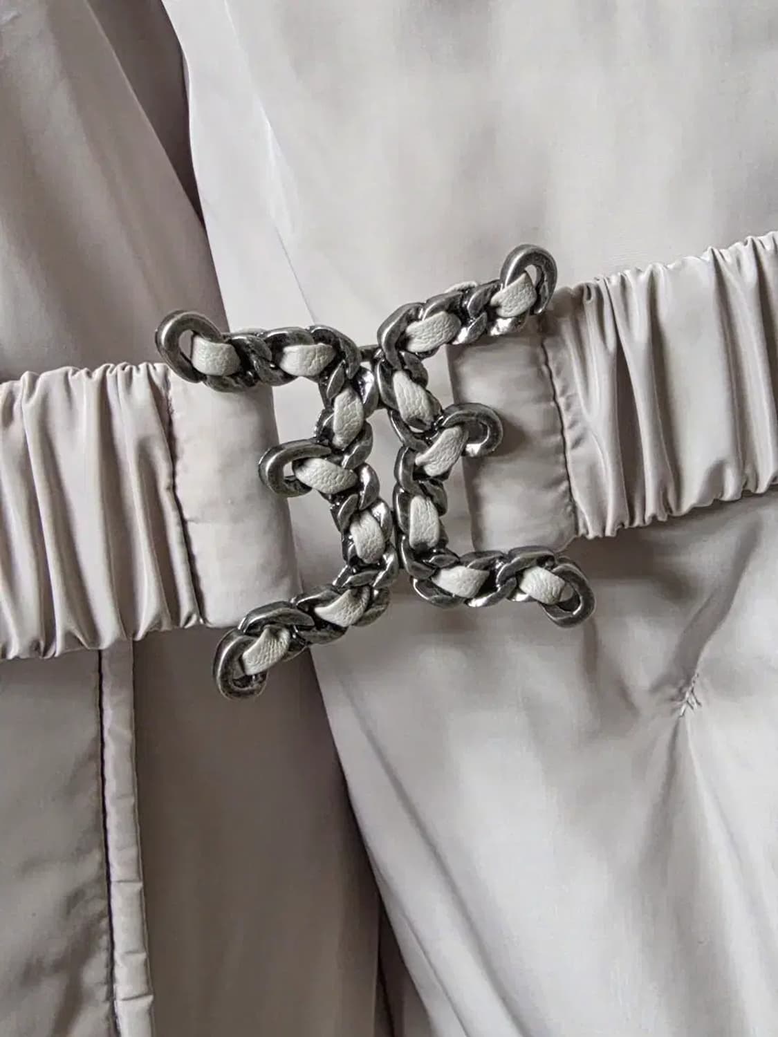 미샤 구스다운 벨티드 패딩 상품이미지5