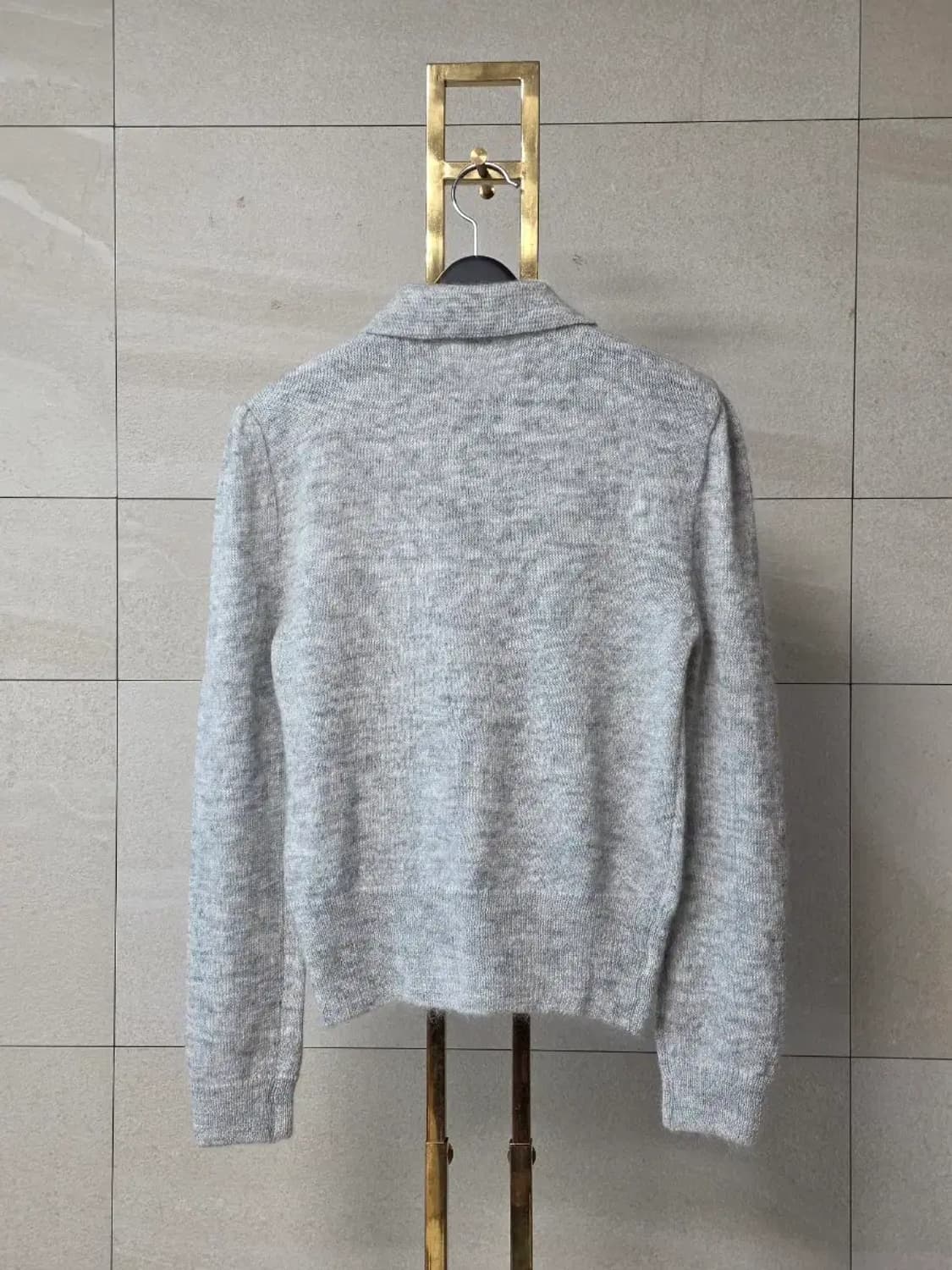 아모멘토 모헤어 울 폴로 니트 그레이 상품이미지5